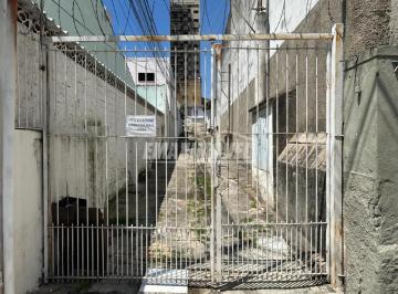Casa · 53m² · 2 Quartos · Casa para alugar em Centro de 53.00m² com 2 Quartos