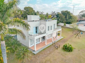 Casa · 353m² · 4 Quartos · 6 Vagas · Casa para venda em Parque Da Fazenda de 353.00m² com 4 Quartos, 1 Suite e 6 Garagens