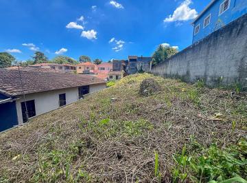 e4d8fe1f-d9f7-4193-96d0-161f77653403 · Versátil terreno residencial para venda em Centro Alto, 400m²