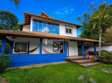 Casa · 220m² · 4 Quartos · Casa de 4 dormitórios no Morro das Pedras Porteira Fechada