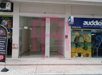 Comercial · 40m² · Sala comercial para locação no Centro de Balneário Camboriú..