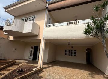 Casa de 4 quartos, Brasília · Sobrado 4 Quartos - QNA 32 - Taguatinga Norte