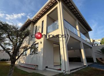 Foto 02 · Espetacular Casa em Condomínio à Venda - 4 quartos, 2 suítes, 2 salas, 4 banheiros, 2 vagas, 254m² -