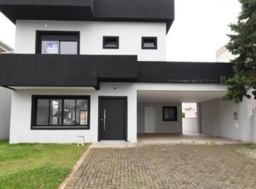 Casa de 3 quartos, Curitiba · Casa 3 quartos com 211 metros a Venda em Santa Felicidade Curitiba