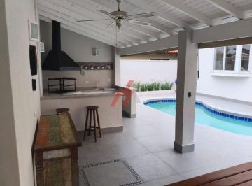 Foto 01 · Casa de Luxo em Condomínio para Locação em Alphaville, Santana de Parnaíba-SP: 3 quartos, 3 suítes,