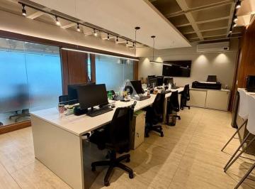 Comercial · 111m² · 3 Vagas · Três salas comerciais integradas no Office Peninsula WAY com 111m².