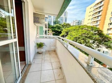 Apartamento · 50m² · 1 Quarto · 1 Vaga · Excelente Apartamento Sala e Quarto com Varanda em Residencial com Serviços em Localização Privilegi
