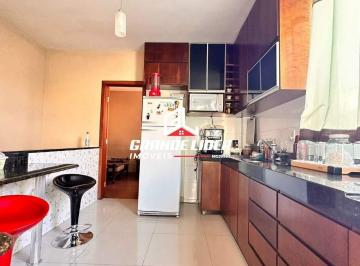 Apartamento · 136m² · 3 Quartos · 2 Vagas · Cobertura à venda, 3 quartos, 1 suíte, 2 vagas, Europa - Contagem/MG
