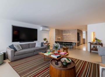 Apartamento · 228m² · 4 Quartos · 2 Vagas · SQS 309 | Nascente | Reformado | 3 Suítes | 2 Vagas Soltas | 228,25 m²