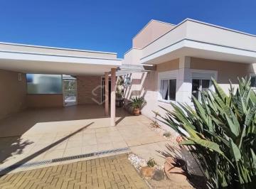 Casa · 291m² · 3 Quartos · 6 Vagas · Casa em Condomínio para locação com 3 suítes em Vinhedo.