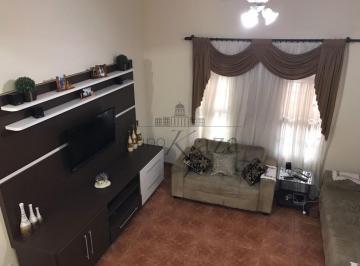 Casa · 200m² · 3 Quartos · 2 Vagas · Casa Sobrado - Jardim Sul - 3 Dormitórios - 143m².