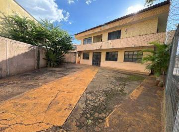 img0 · Casa com 1 Quarto(s) e 1 banheiro(s) para Alugar, 250 m² por R$ 5555 / Mês