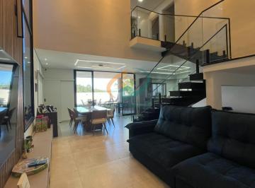 Casa · 230m² · 3 Quartos · 2 Vagas · Sobrado de Condomínio em Rio Abaixo - Atibaia, SP