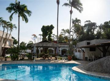 Casa · 51m² · 1 Quarto · 1 Vaga · Casa em Condomínio com piscina Fechado na Água Branca