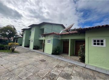 Casa · 36m² · 1 Quarto · 1 Vaga · Casa disponível para locação anual em condomínio na praia de Manguinhos, Búzios.