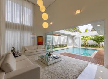 Casa · 538m² · 4 Quartos · 3 Vagas · Casa moderna ao lado do Porto Seguro no Village Visconde de Itamaracá