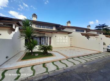 Casa · 179m² · 3 Quartos · 2 Vagas · Casa em Condomínio com 3 Suítes e Armários Planejados