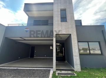 Casa · 272m² · 3 Quartos · 2 Vagas · LINDO Sobrado em condomínio fechado