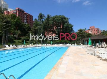 Apartamento · 230m² · 3 Quartos · 3 Vagas · Cobertura charmosa em um condomínio repleto de natureza