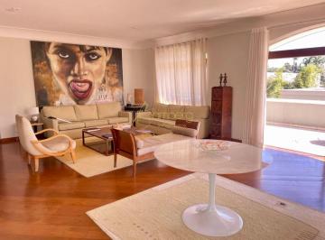 Casa · 1241m² · 4 Quartos · 5 Vagas · Casa no Jardim Guedala com 4 suítes, elevador, lazer completo e 5 vagas