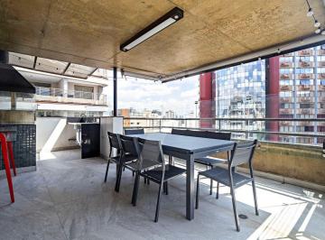 Apartamento · 209m² · 3 Quartos · 3 Vagas · Cobertura duplex com terraço e reforma contemporânea em localização privilegiada