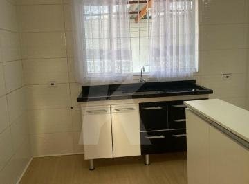 Casa · 85m² · 2 Quartos · 1 Vaga · Casa com 2 quartos, sala, cozinha, 1 banheiro e 1 garagem