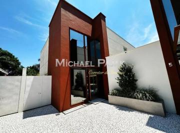 Casa · 787m² · 4 Quartos · 8 Vagas · Linda casa no Campo Belo Condomínio Porto FIno. Michael Pajak (11) 99996-4550