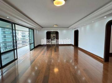 Apartamento · 330m² · 4 Quartos · Apartamento em Santo Amaro com 330m²