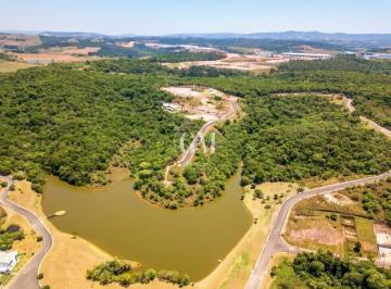 Casa · 167m² · 4 Quartos · 3 Vagas · Condomínio Residencial Lagos de Jarinu - Casa estilo chácara à venda no Condomínio Lagos Jarinu - SP
