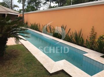 Casa · 500m² · 3 Quartos · 6 Vagas · Casa em Condomínio Fechado com 3 Suítes, Piscina e Amplo Jardim Próxima à Chapel School