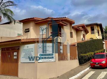 Casa · 206m² · 3 Quartos · 5 Vagas · Sobrado Alto Padrão