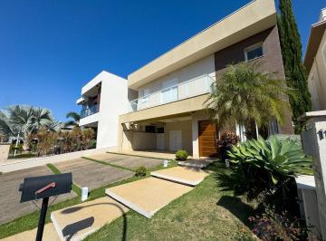 Casa · 295m² · 3 Quartos · 4 Vagas · Sobrado para venda em Condomínio Dona Lucilla de 295.00m² com 3 Quartos, 3 Suites e 4 Garagens