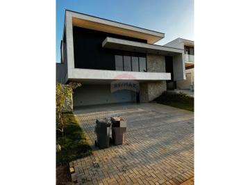 Casa · 250m² · 3 Quartos · 4 Vagas · Casa de Condomínio para alugar em Alphaville Nova Esplanada de 250.00m² com 3 Quartos, 3 Suites e 4