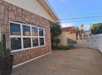 Casa · 216m² · 3 Quartos · 5 Vagas · Casa para venda em Jardim Floridiana (vila Xavier) de 216.00m² com 3 Quartos, 2 Suites e 5 Garagens