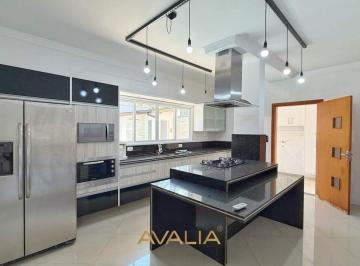 Casa · 314m² · 3 Quartos · 4 Vagas · Casa de Condomínio para alugar em Jardim Panorama de 314.14m² com 3 Quartos, 3 Suites e 4 Garagens