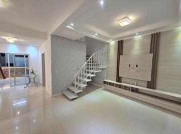 Casa · 96m² · 3 Quartos · 2 Vagas · Casa de Condomínio para venda em Centro de 96.00m² com 3 Quartos, 1 Suite e 2 Garagens