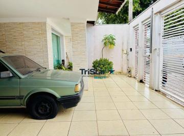 4ebc3f0d155dd30809b39bea1c033801fa1e0d65 · CA0771 - CASA NO CENTRO DE INDAIATUBA - EXCELENTE LOCALIZAÇÃO E ESPAÇO - AT. 377,91m² . AC. 245m². -