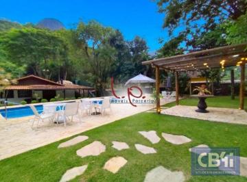 1249a363f43b50d570e2585458ea5bedd6163a5b · Linda Casa Linear, com 3 Quartos (1 Suíte), Terreno Totalmente Plano, Dentro de Condomínio Intimista