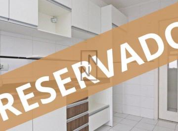 Apartamento · 60m² · 2 Quartos · 1 Vaga · Apartamento com 2 Quartos, Sacada com Churrasqueira no Portão!