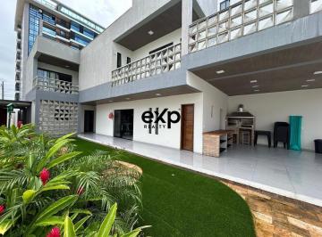 Casa · 260m² · 4 Quartos · 4 Vagas · VENDA | CASA DE ALTO PADRÃO EM CAMBOINHA | 260m² | 4 SUÍTES | PISCINA | ENERGIA SOLAR | 200 METROS D