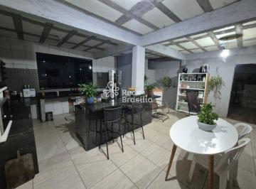 Casa · 130m² · 5 Quartos · 4 Vagas · Quadra 401 - Sobrado Nascente - 5 quartos - 1 suíte - Garagem - Aceita financiamento - Recanto das E