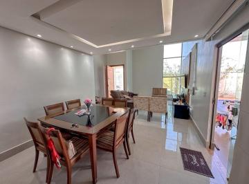Casa de 4 quartos, Vicente Pires · Casa com 4 dormitórios à venda, 270 m² por R$ 1.150.000 - Vicente Pires