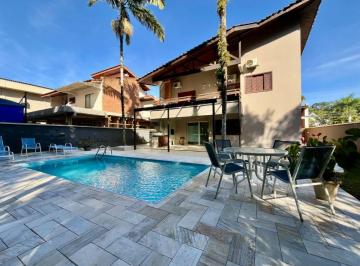 Casa de 3 quartos, Bertioga · Casa com Piscina e Amplo Quintal | Excelente Localização a 5 Minutos do Shopping