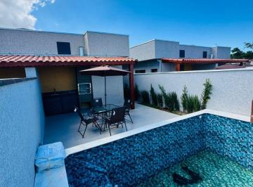 Casa de 3 quartos, Itanhaém · Casas com Piscina à Venda no Bairro Jamaica em Itanhaém - 600m da Praia