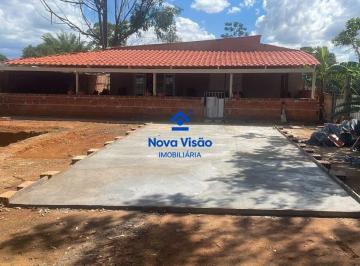 Rural · 650m² · 3 Quartos · 2 Vagas · Chácara à venda em Santa Fé Uberaba MG.