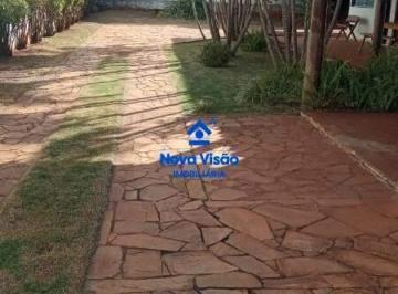 Casa · 312m² · 4 Quartos · 8 Vagas · Casa residencial à venda em Jardim Induberaba, Uberaba - 4 suítes, 8 vagas e 311,86 m²