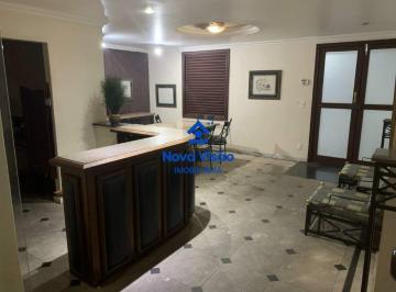Comercial · 206m² · 2 Vagas · Sala em ponto comercial para venda