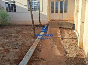 Casa · 62m² · 2 Quartos · Casa de fundo para venda no bairro Estados Unidos em Uberaba