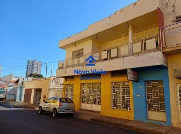 Comercial · 477m² · 11 Quartos · 4 Vagas · Ponto à venda, 11 quartos, 2 suítes, 4 vagas, Centro - Uberaba/MG