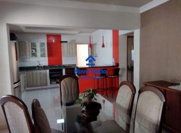 Casa · 193m² · 3 Quartos · 5 Vagas · Casa com piscina para venda no Bairro Lourdes